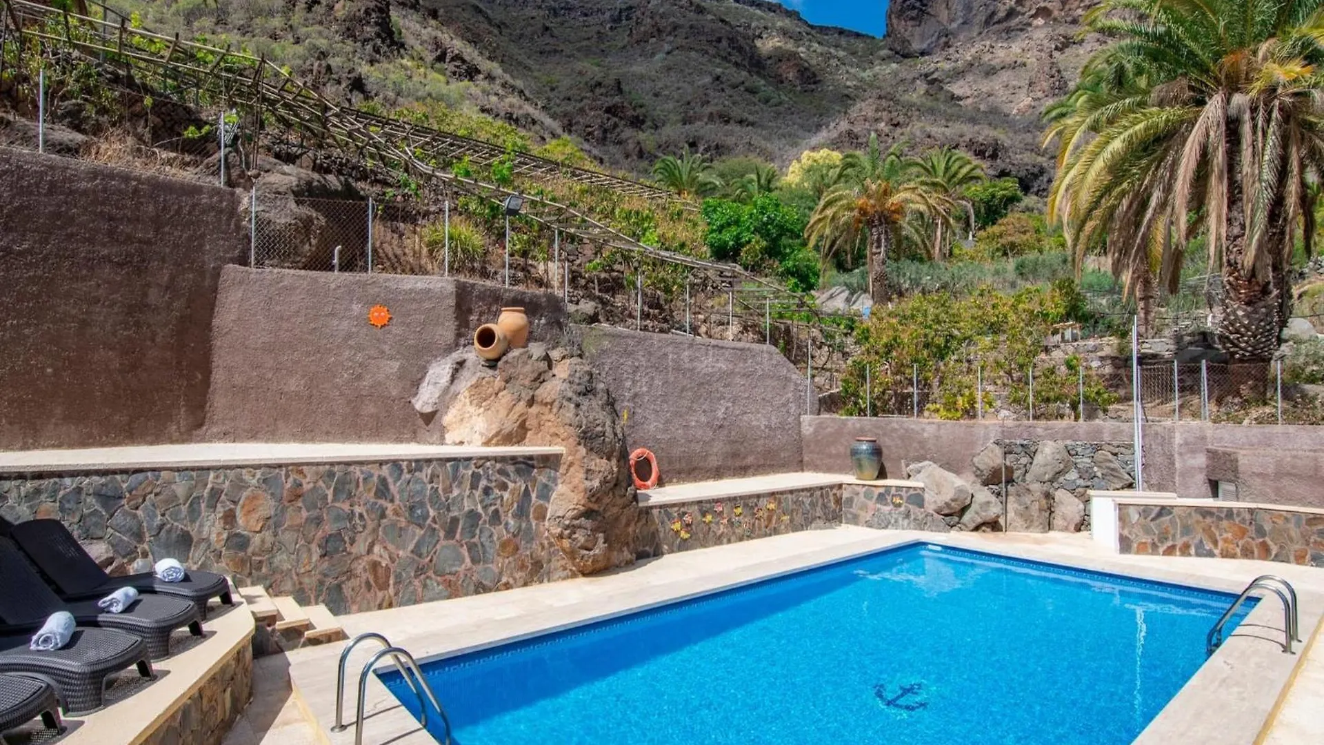 Villa With Heated Pool & Mountain Views Mogán Spagna