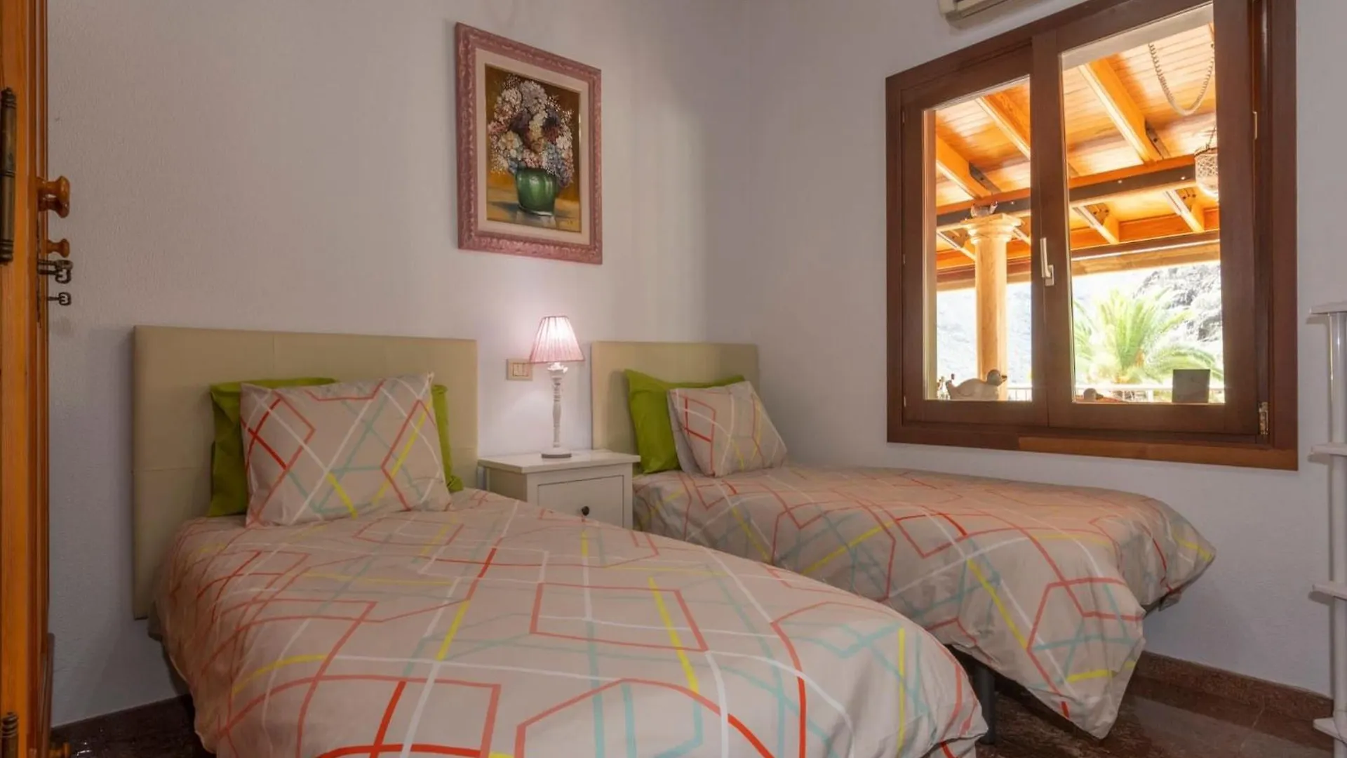 Villa With Heated Pool & Mountain Views Mogán